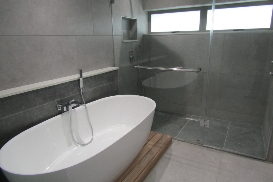 4 Bedroom Property for Sale in Oubaai Western Cape